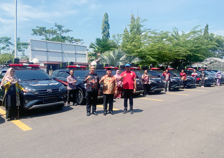 Bupati Halikinnor Serahkan 35 Kendaraan Operasional untuk Tingkatkan Akses Layanan Kesehatan di Kotim