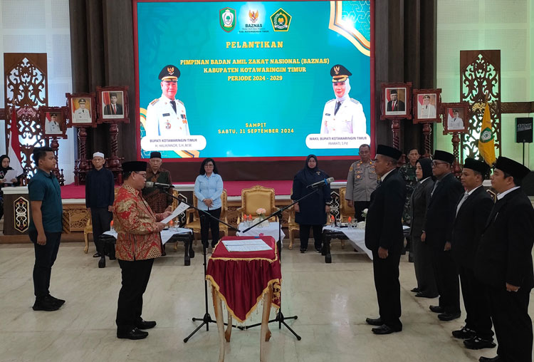 Halikinnor Lantik Pimpinan Baznas Kotim Periode 2024-2029