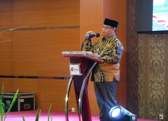 Bupati Kotim Halikinnor saat menyampaikan sambutan Peringatan hari Keluarga Nasional dan Hari Anak Nasional, Kamis, 5 September 2024