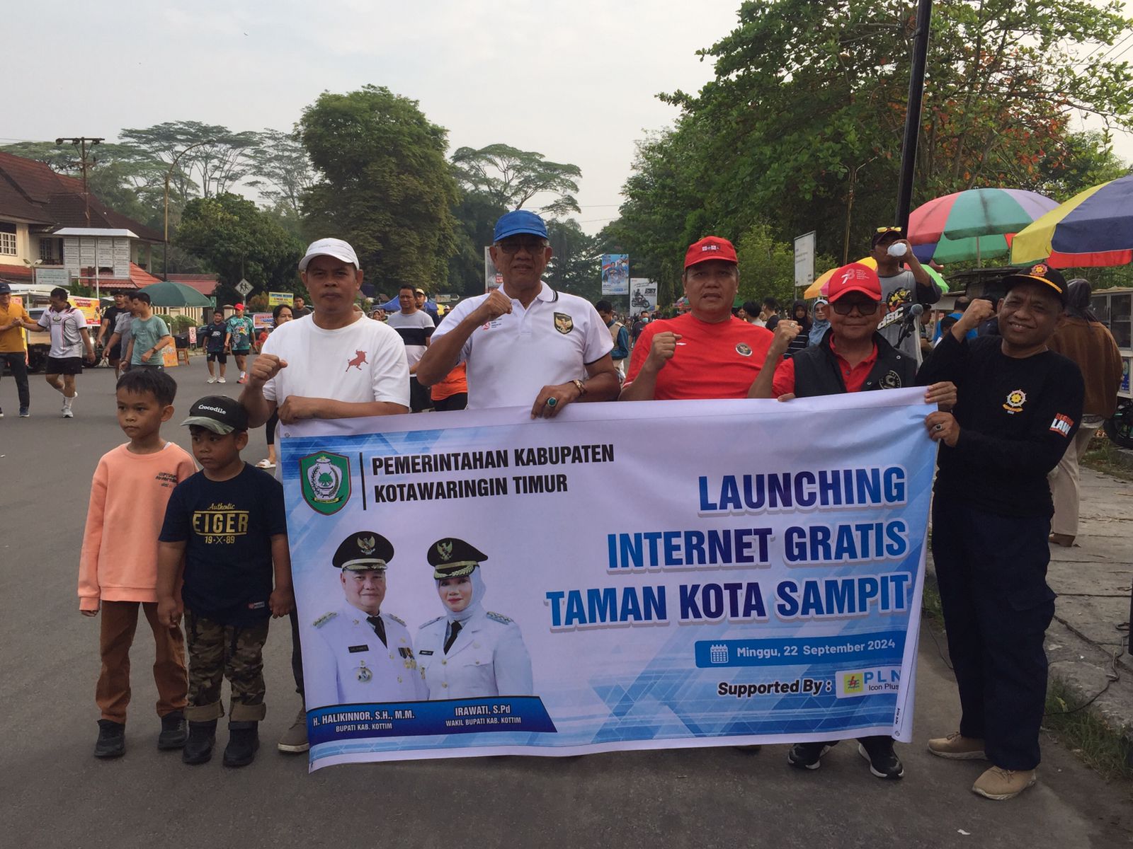 Internet Gratis: Fasilitas WiFi di Taman Kota Sampit Diresmikan untuk Masyarakat