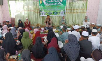 Suasana kegiatan peringatan Maulid Nabi Muhammad saw SD Islam Daruttaslim Sampit, Rabu 25 September 2024