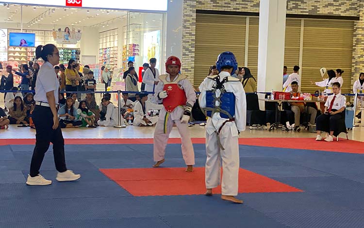 170 Pelajar Ikuti Turnamen Taekwondo di Citimall Sampit