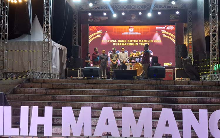 14 Grup Band Memeriahkan Festival Musik di Sampit: Sosialisasi Pilkada Lewat Nada