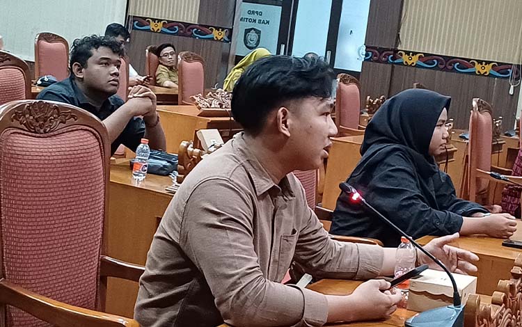 Mahasiswa Kotim Keluhkan Fasilitas Asrama di Palangka Raya yang Tak Memadai ke DPRD