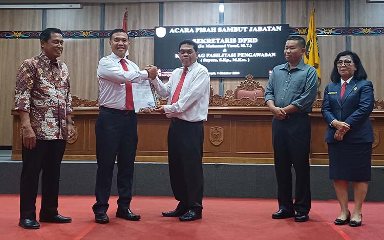 Rihel Dilantik Sebagai Plt Sekwan Kotim, Gantikan Muhammad Yusuf