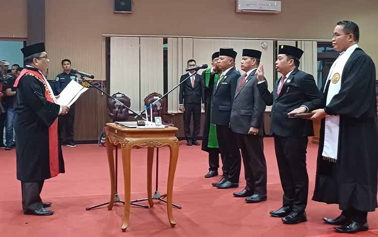 Pimpinan DPRD Kotim Periode 2024-2029 Resmi Dilantik