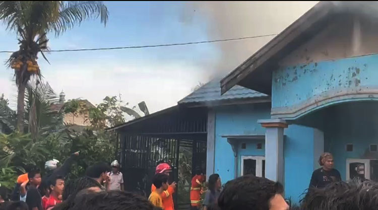 Polsek Baamang Ungkap Kebakaran di Baamang Tengah Karena Kabel Stopkontak Korslet