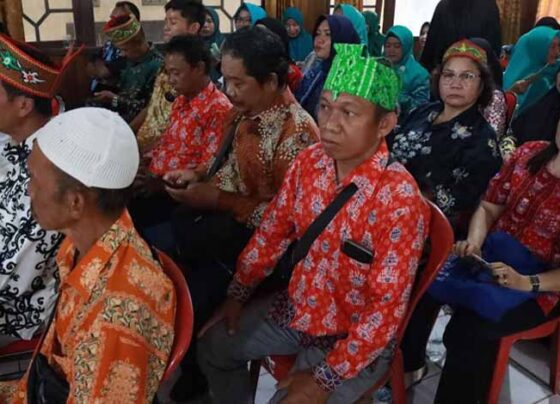 Tokoh Masyarakat, Tokoh Adat, Tokoh Agama, Tokoh Ulama saat mengikuti Silaturahmi Bersama Gubernur Kalteng