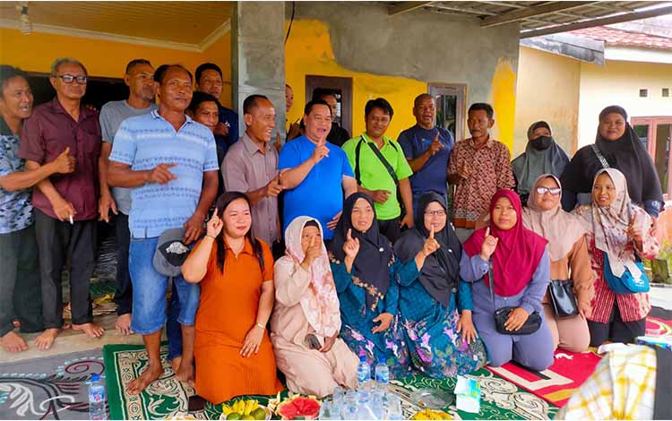 Halikinnor Berkomitmen Libatkan Masyarakat dalam Pembangunan Kotim Jika Terpilih Kembali