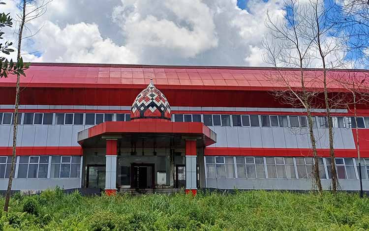 Kejari Kotim Terima Pelimpahan Kasus Korupsi Pembangunan Gedung Expo Sampit