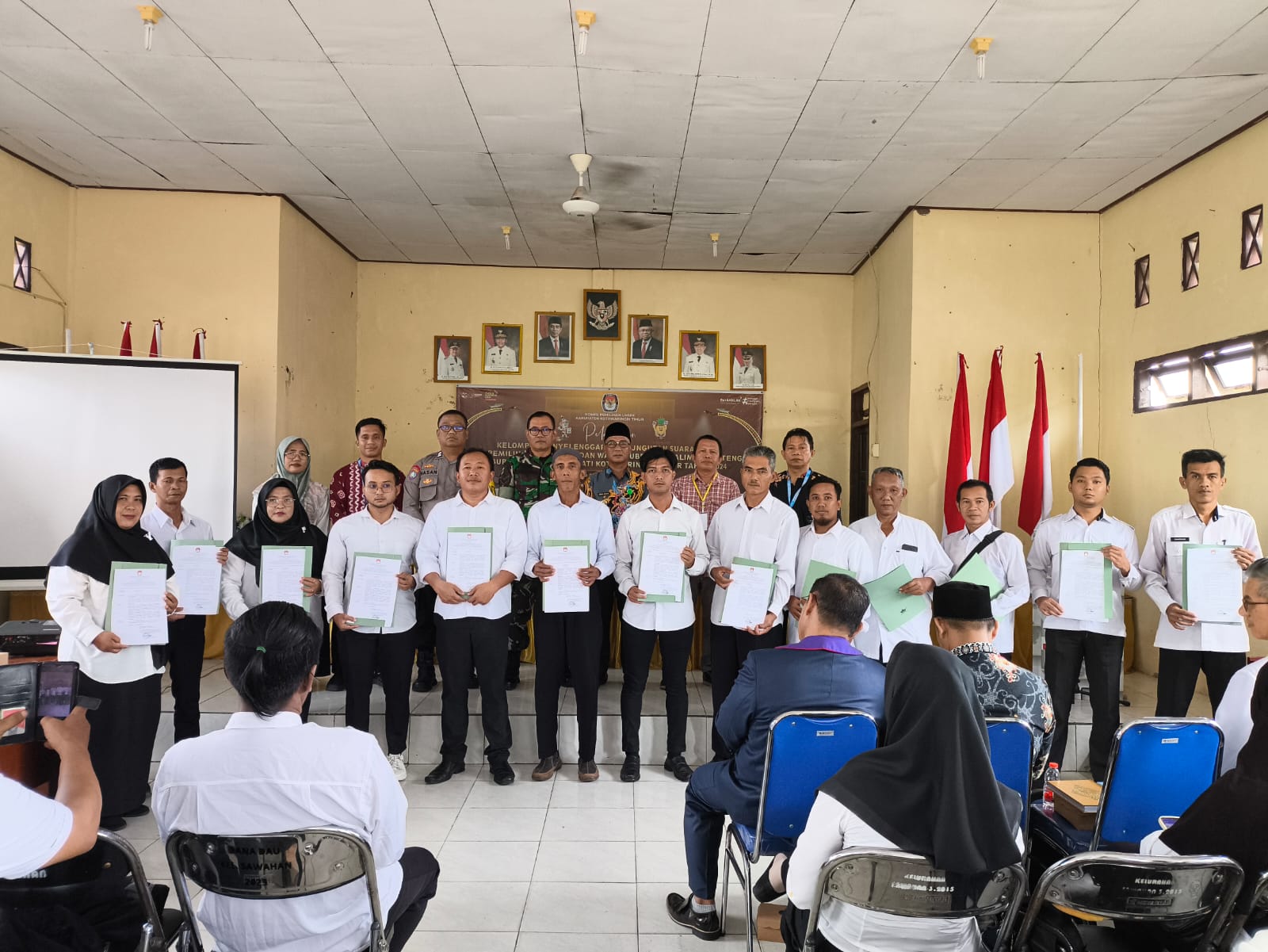 Dukung Pilkada 2024, Belasan Pegawai Lapas Klas IIB Sampit Dilantik Sebagai KPPS