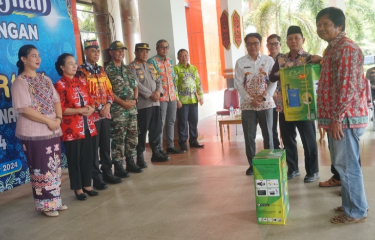 Pemerintah Kabupaten Katingan Bantu Sarana Produksi Cabai untuk Kelompok Tani