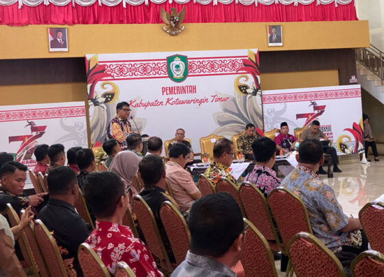 Pjs Bupati Kotim Shalahuddin saat sambutan rapat koordinasi terkait infrastruktur, Sabtu, 9 November 2024