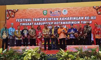 Wakil Ketua II DPRD Kotim Rudianur turut pembukaan Festival Tandak Intan Kaharingan, Jumat, 15 November 2024.