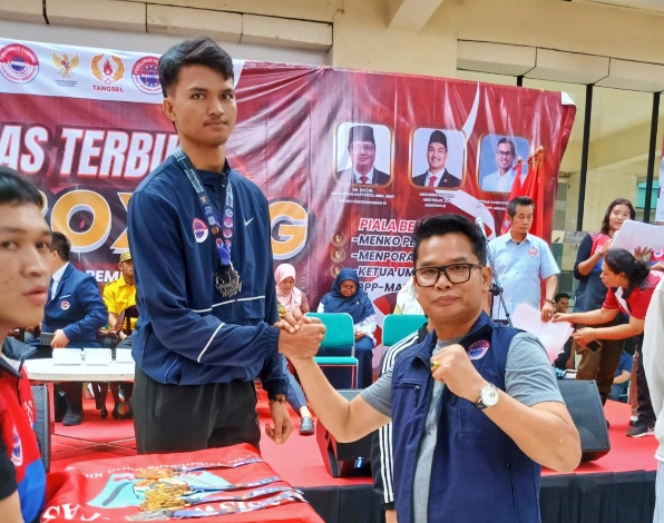 Atlet Kick Boxing Palangka Raya Sabet 2 Medali di Banten