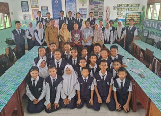 Kunjungan Disdik Barsel ke SMPN 1 Kabupaten Kotawaringin Timur, Rabu, 20 Desember 2024.