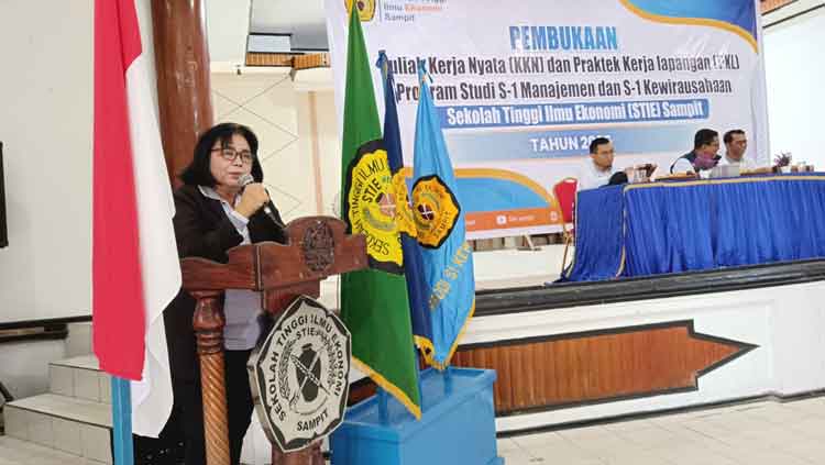 154 Mahasiswa Ikuti KKN dan PKL STIE Sampit Tahun Akademik 2024-2025