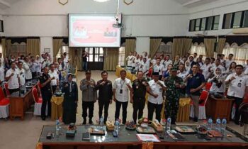 Foto bersama Forum Konsultasi Publik Rancangan Awal Rencana Kerja Pemerintah Daerah (RKPD) 2026, Rabu, 26 Februari 2025