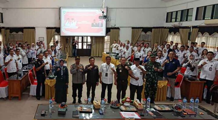 Foto bersama Forum Konsultasi Publik Rancangan Awal Rencana Kerja Pemerintah Daerah (RKPD) 2026, Rabu, 26 Februari 2025