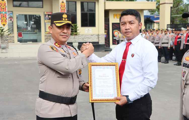 Polres Kotim Beri Reward kepada Satreskrim atas Dedikasi dalam Pengungkapan Kasus