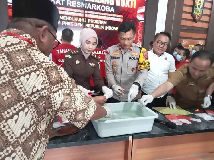 Polres Kotim Musnahkan Narkoba Senilai Rp 534 Juta