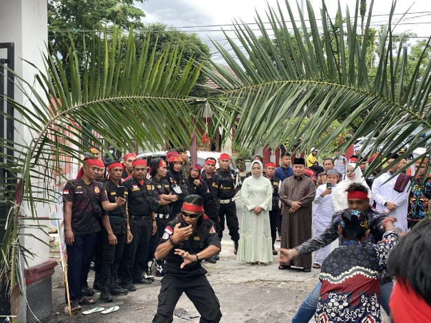 Setelah Dilantik di Istana, Halikinnor – Irawati Disambut dengan Buka Puasa Bersama