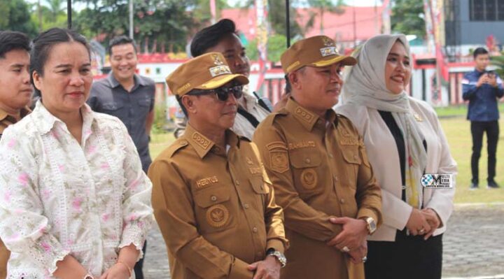 Bupati Murung Raya Disambut Prosesi Adat dan Potong Hompong di Rumah Jabatan