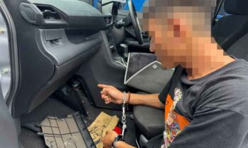 DA pemuda asal Sampit, yang membawa sabu dari Kalimantan Barat di dalam mobilnya saat dibekuk aparat kepolisian
