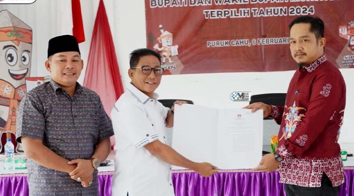 KPU Tetapkan Heriyus Rahmanto sebagai Bupati Wabup Terpilih Murung Raya 2025–2030