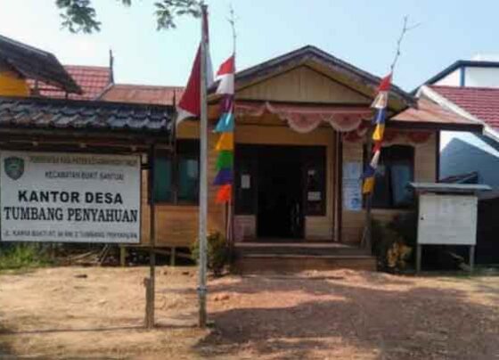 Kantor Desa Tumbang Penyahuan, Kecamatan Bukit Santuai, Kabupaten Kotawaringin Timur.
