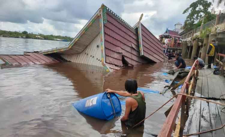 Kapal Wisata Kotim Usang dan Bocor, Tak Lagi Bisa Dioperasikan