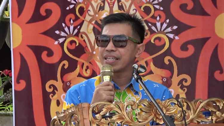 Guru SMPN 4 Sampit Tunjukkan Cara Menjawab Tantangan Generasi Digital