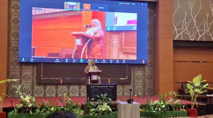 Pembukaan rapat Koordinasi Optimalisasi Pendapatan Pajak Daerah dan Retribusi Daerah di Ballroom Aquarius Boutique Hotel Sampit, Selasa, 27 Mei 2025
