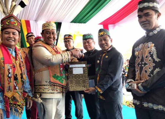 Peringatan Hari Jadi ke 68 Provinsi Kalimantan Tengah (Kalteng) yang digelar di halaman Kantor Gubernur Kalteng, Palangka Raya, Jumat, 23 Mei 2025.