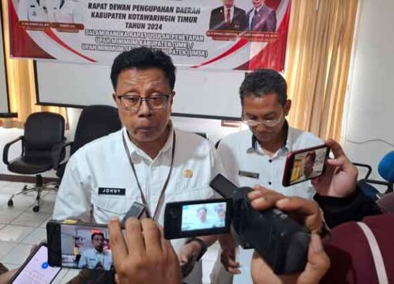 Plt Kepala Dinas KUKMPP Kotim Johny Tangkere