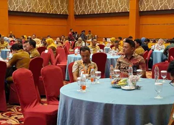 Rapat koordinasi evaluasi Perda Pajak Daerah dan Retribusi, Selasa, 27 Mei 2025.