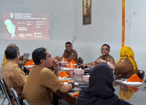 Rapat percepatan penurunan stunting di Kabupaten Kotim belum lama ini.