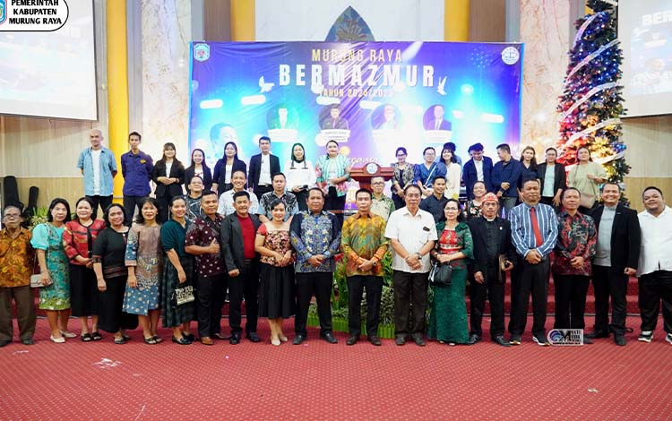 Ribuan Umat Hadiri Murung Raya Bermazmur, Pj Bupati Ajak Pererat Kebersamaan dan Wariskan Nilai Religius