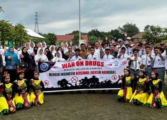 Sosialisasi bahaya narkoba di SMKN 1 Mentaya Hilir Selatan Kabupaten Kotim beberapa waktu lalu.