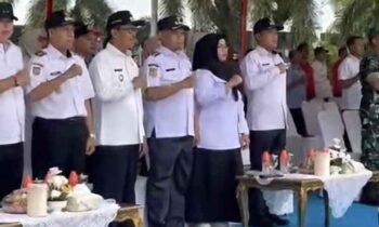 Wakil Bupati Kotim Irawati saat menghadiri apel kesiapsiagaan pengendalian dan penanggulangan kebakaran hutan dan lahan (karhutla) yang digelar di tingkat Provinsi Kalimantan Tengah .