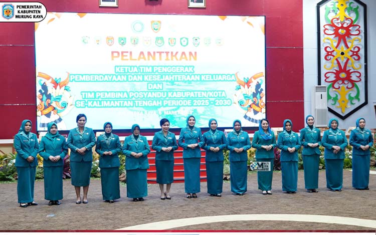 Warnita Heriyus Dilantik sebagai Ketua TP-PKK dan Ketua Tim Pembina Posyandu Murung Raya