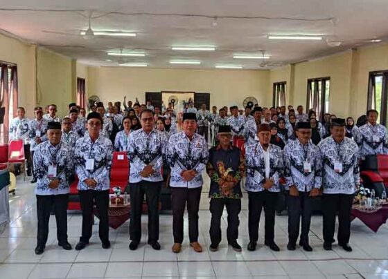 Pj Sekda Kotim Masri bersama PGRI Kotim, Sabtu, 21 Juni 2025