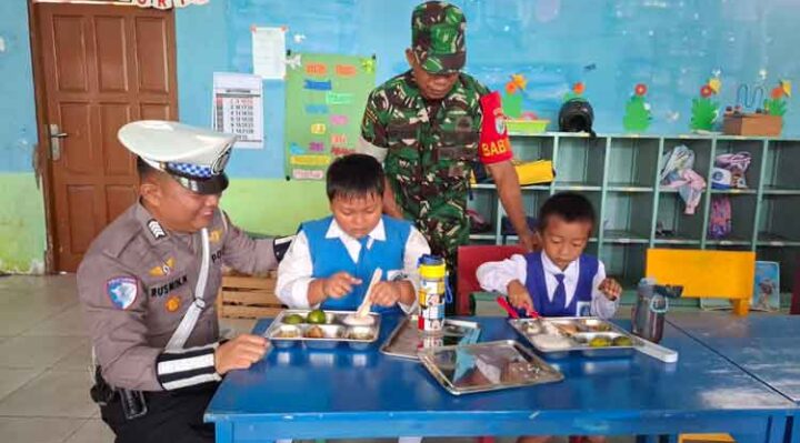 Program Makan Bergizi Gratis yang dilaksanakan di TK Pembina Sampit beberapa waktu lalu.