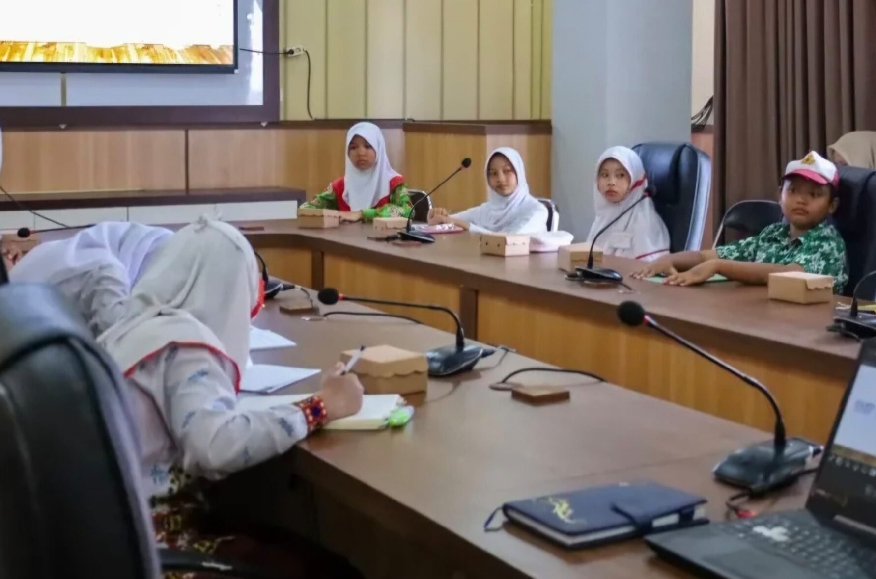 SMP Negeri 1 Sampit Gandeng 29 Mitra untuk Perkuat Pembelajaran Kontekstual