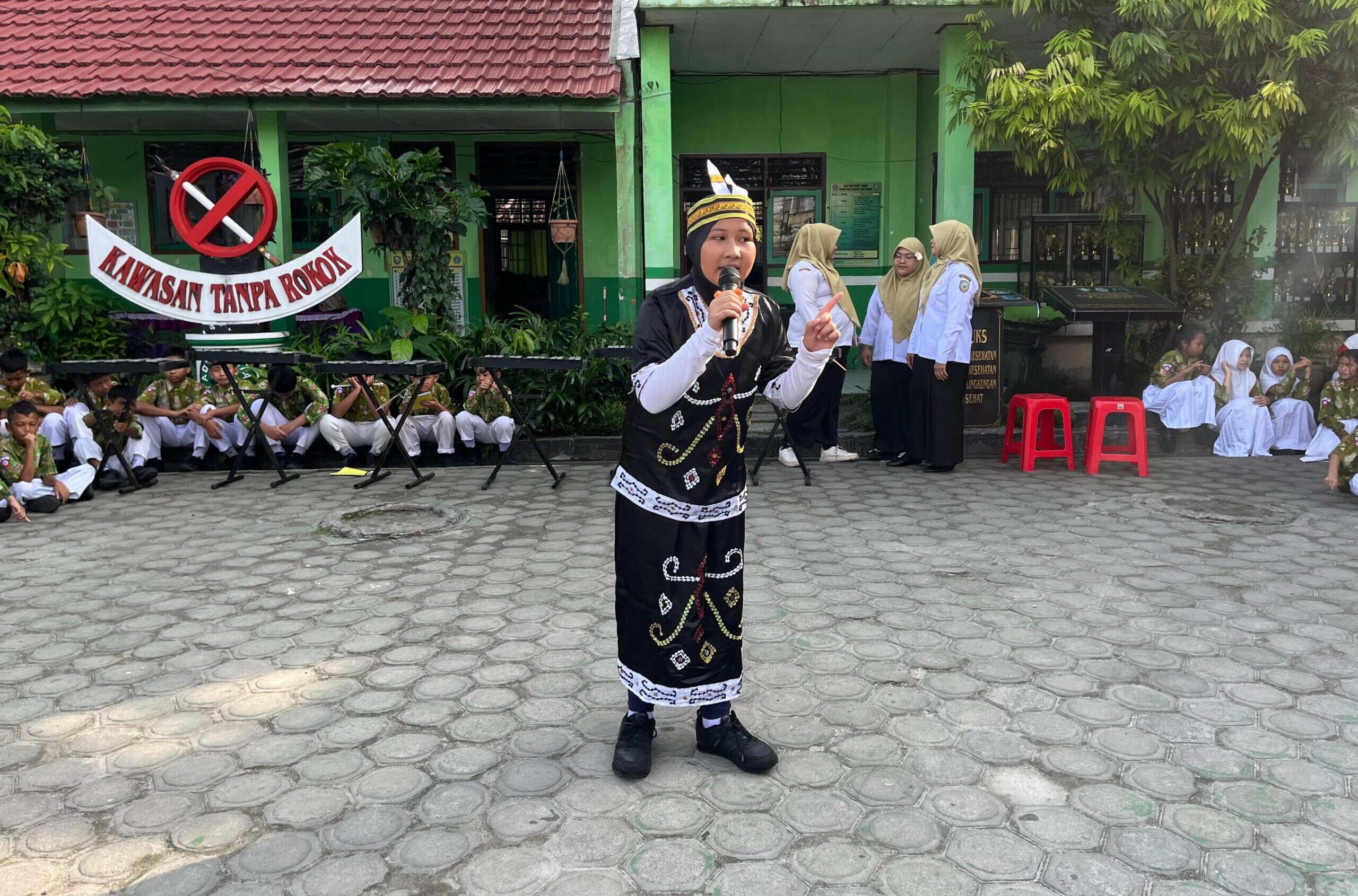 Keren, Murid SDN 2 Mentawa Baru Hulu Tunjukkan Beragam Penampilan