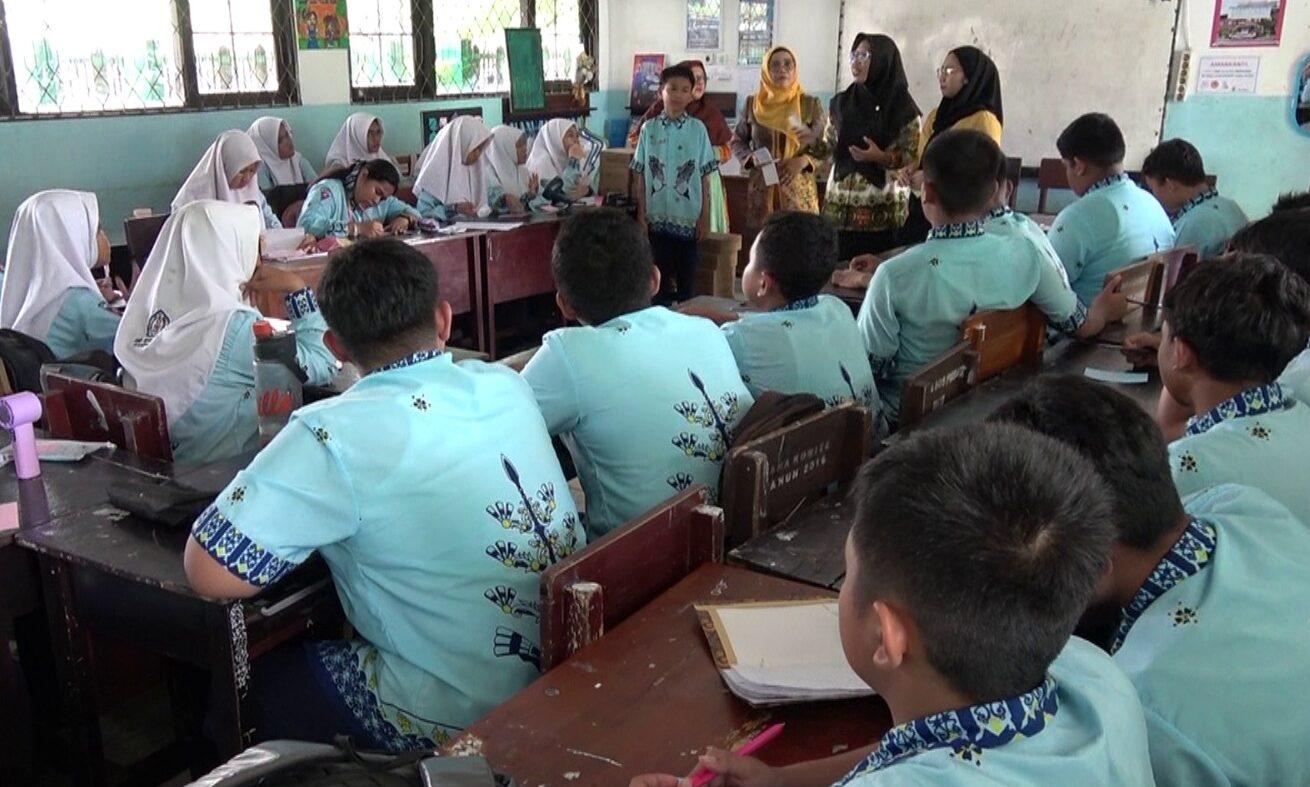 Keteladanan Orangtua Jadi Sumber Pembelajaran di SMP Negeri 1 Sampit
