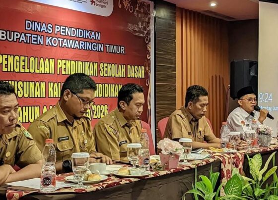 Penyusunan kalender pendidikan.