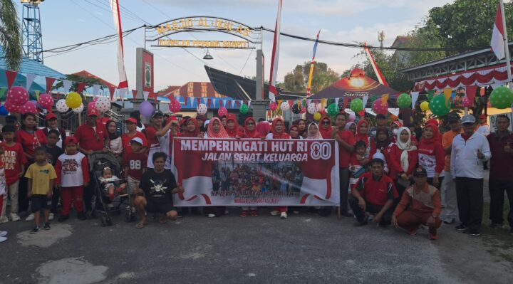 Kemeriahan lomba Agustusan di komplek Pepabri Sampit.