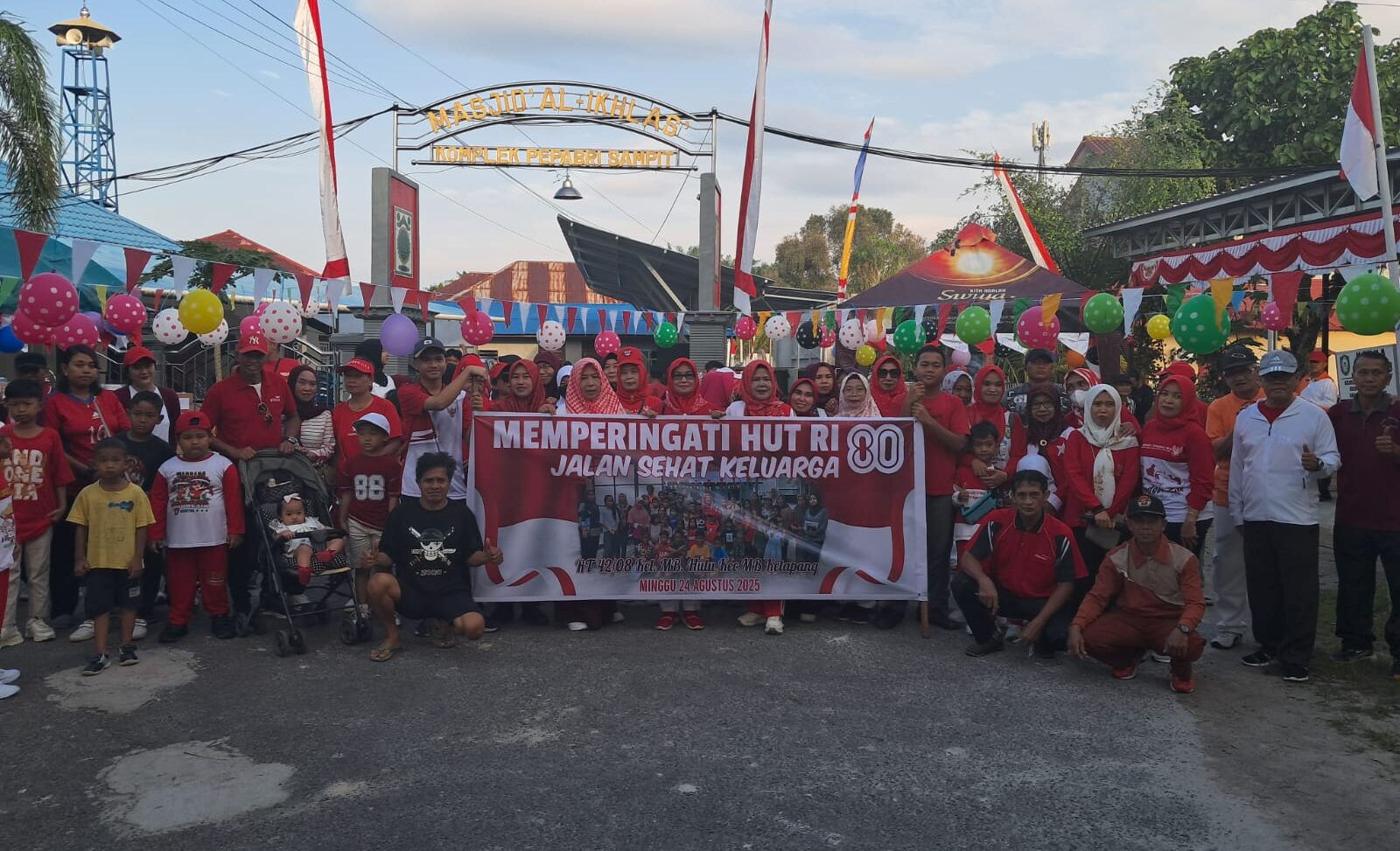 Warga Komplek Pepabri Meriahkan HUT RI dengan Beragam Lomba dan Jalan Sehat