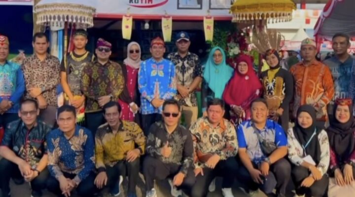 Stand Disdik Kotim dalam Sampit Trade Expo 2025.